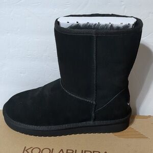 Koolaburra by UGG Classic Short Boots, Size 6